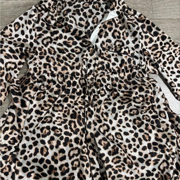 Victoria's Secret Cheetah Print PJ Set, Size: S - Picture 2 of 4
